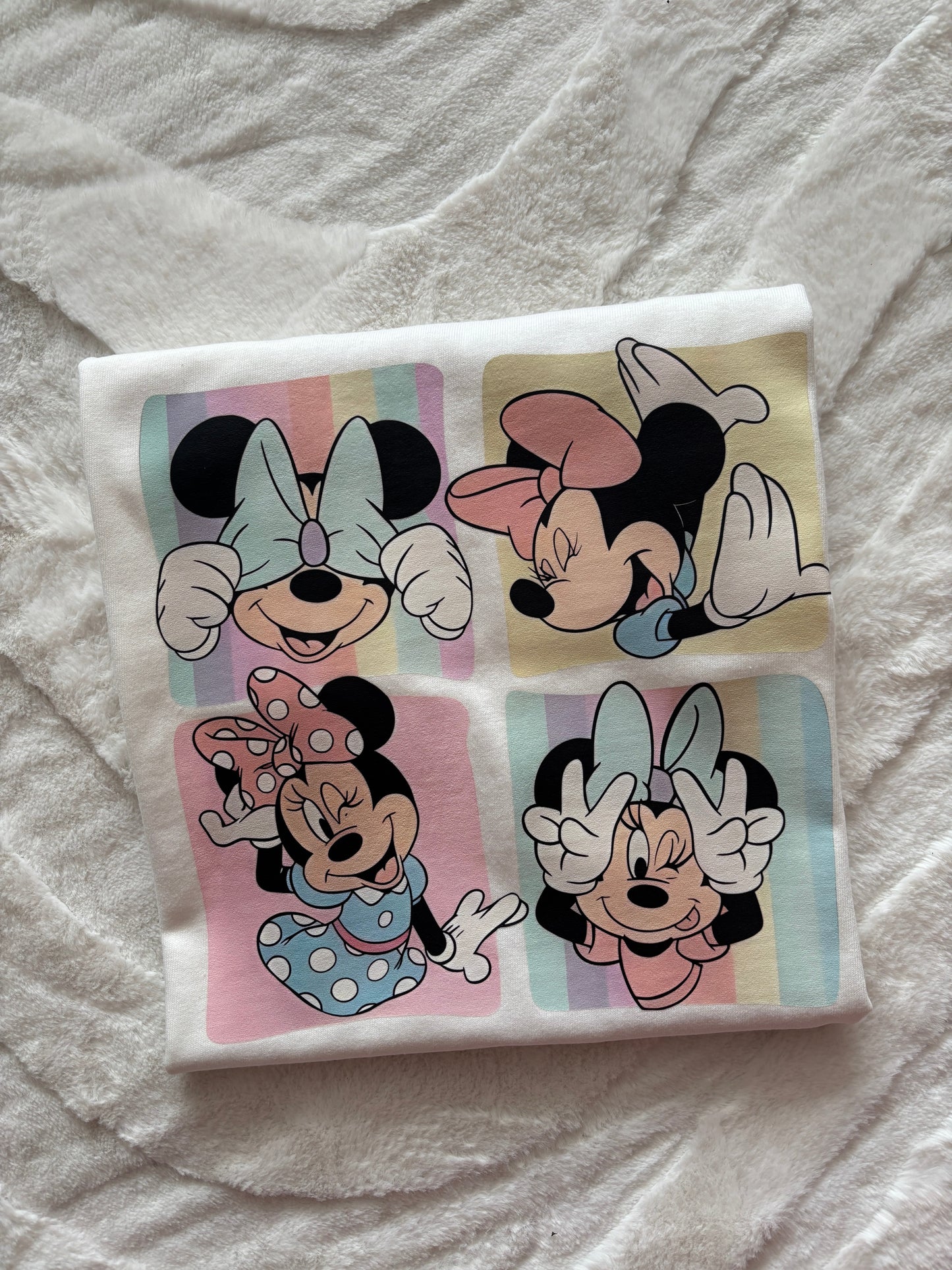 Retro Pastel Minnie