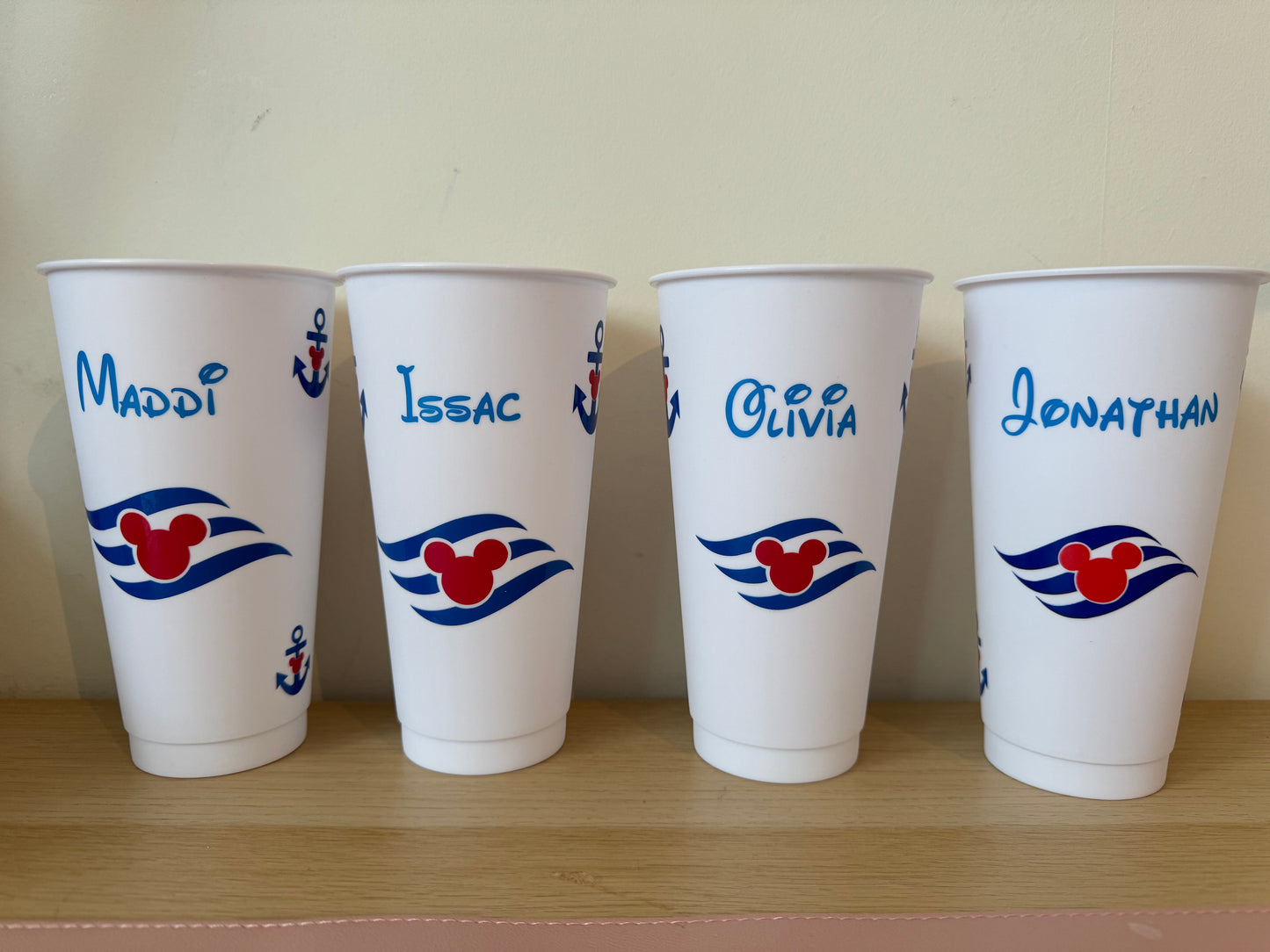 DCL Cold cups - 24oz